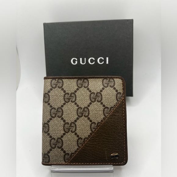 GUC Gucci Bifold Snap Wallet - Picture 1 of 7